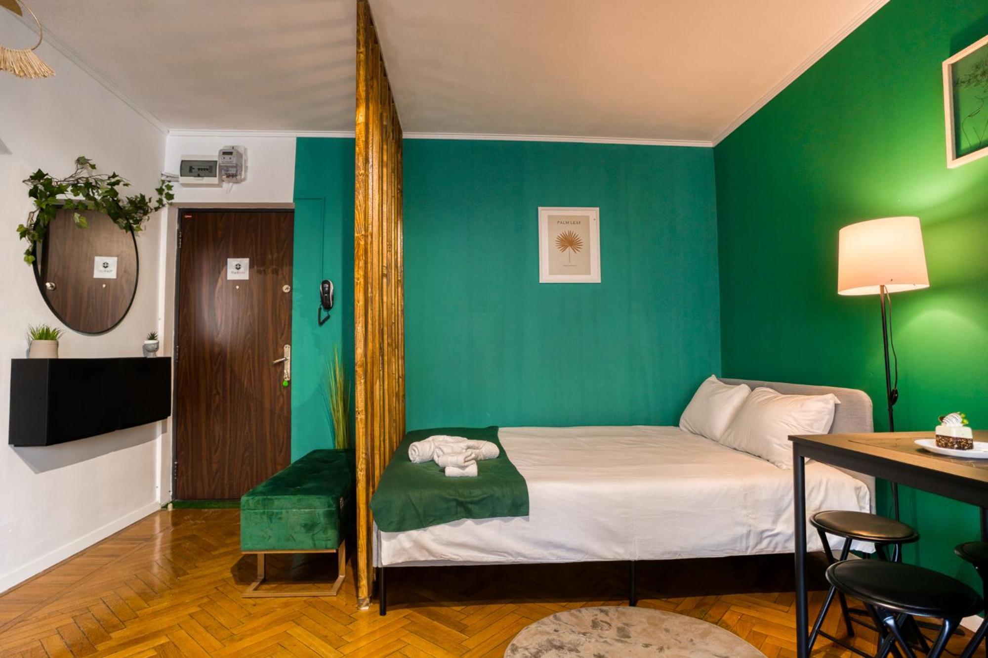 Hacienda Royal Palace - Central Designer Apartment Bukareszt Zewnętrze zdjęcie