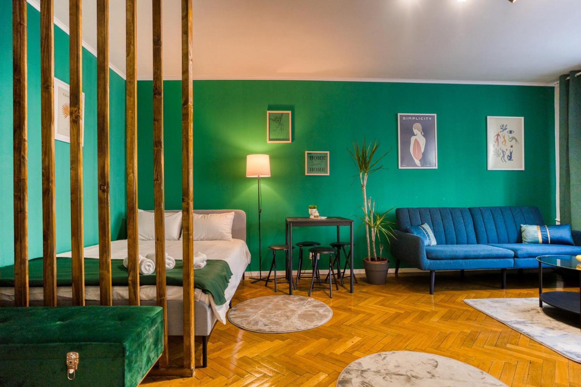Hacienda Royal Palace - Central Designer Apartment Bukareszt Zewnętrze zdjęcie